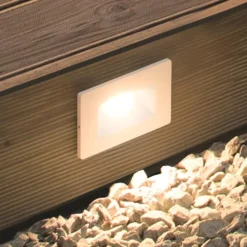 Segnapasso bianco da incasso per esterno led 1.5w 3000k