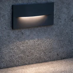Segnapasso rettangolare per esterno a parete led 4w 3000k ip65