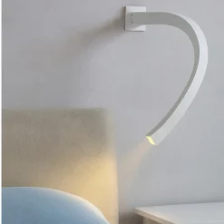 Snake w2 linea light lampada led 1,5w 3000k orientabile bianca