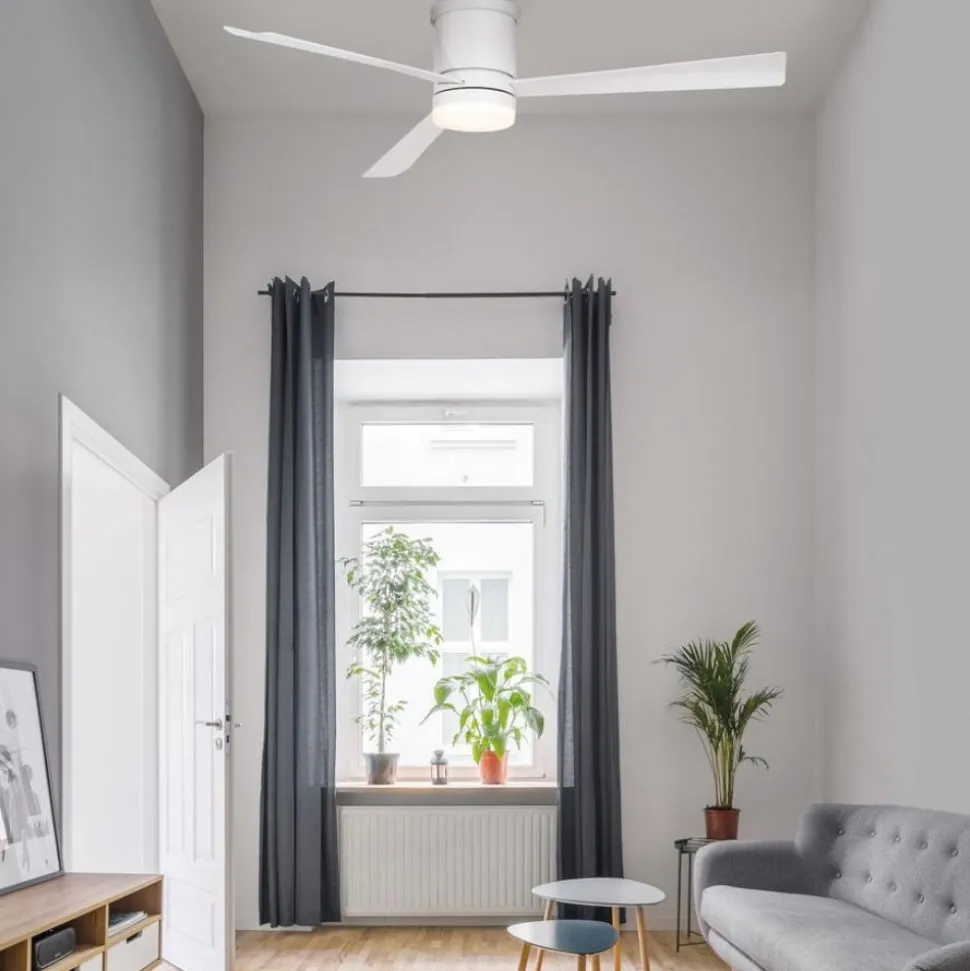 Ventilatore da soffitto tre pale bianco con luce telecomando