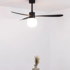 Ventilatore nero da soffitto motore dc led 2700k app tuya smart 28mq