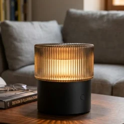 Vivida lampada da tavolo pilastro vetro fumè led cct