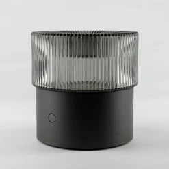 Vivida lampada da tavolo pilastro vetro fumè led cct